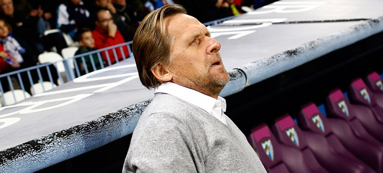 25-11-13-Malaga-Athletic26