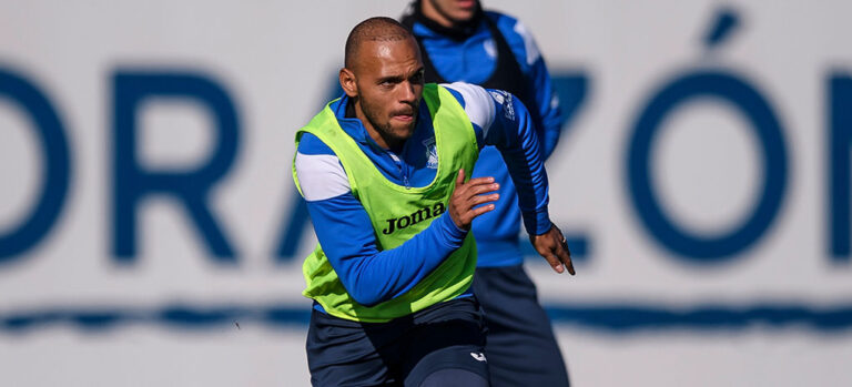 5ef6c3f8751a15b0cfe94e3e186e93bd