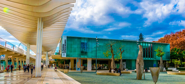 635e9668d934bc81e76e11a66adb2834