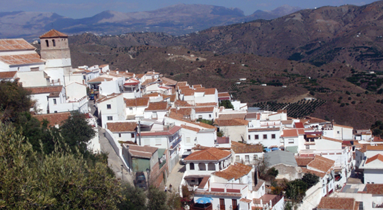 C&uacute;tar med Sierra de Alhama i baggrunden