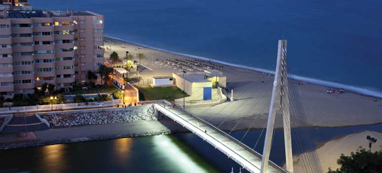 shutterstock 117392746strand-fuengirola