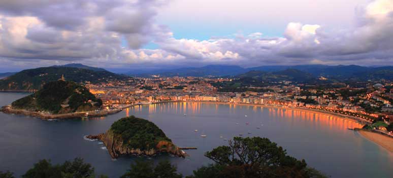 spa sanseb strand4 shutterstock 168573089