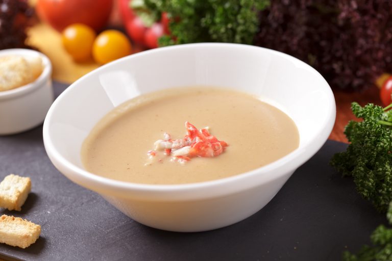 Cream,Soup,With,Seafood