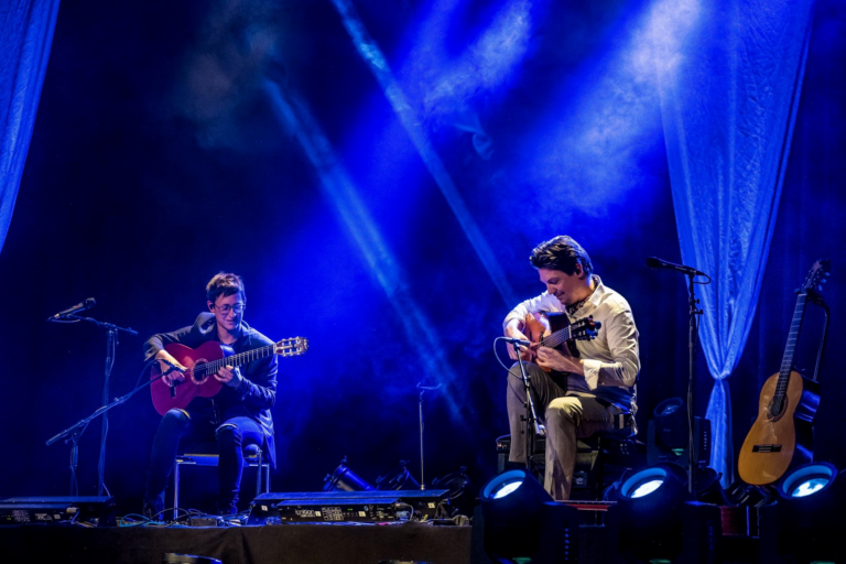 Café del Mundo giver koncert i Nerja