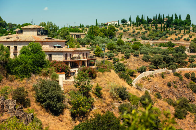 665 500 ulovlige boliger