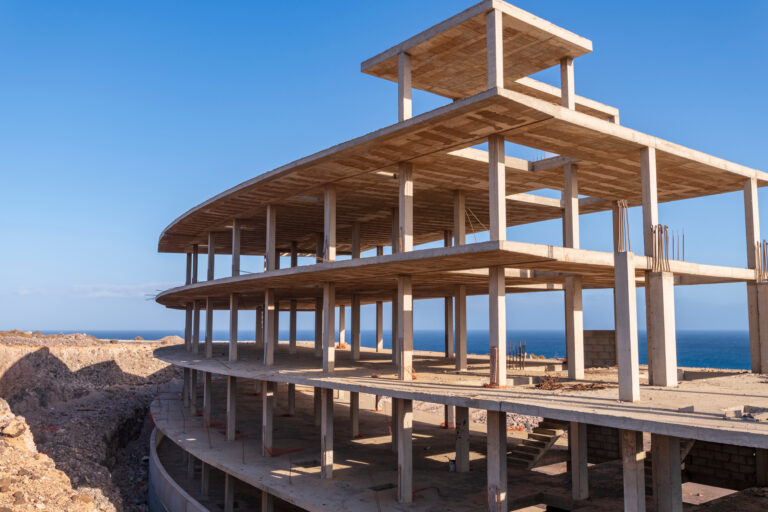 Slut med byggeskeletter i Marbella