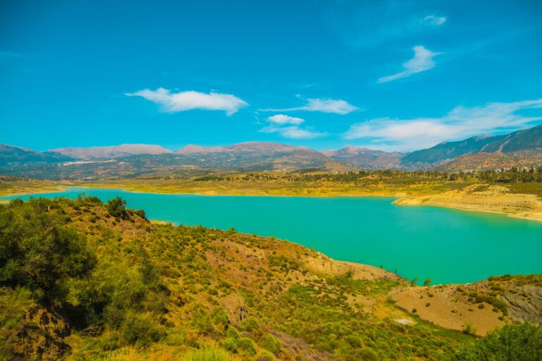 Fyldte vandreservoirer inden sæsonstart