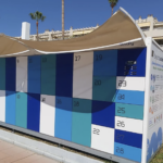 Opbevaringsbokse på Torremolinos' strande