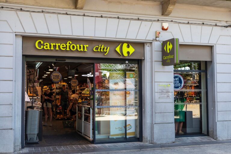 Turist-supermarkeder vinder frem