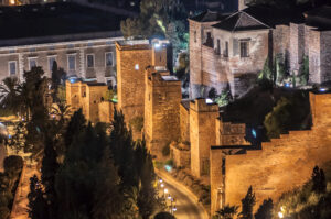 Alcazaba får natbelysning