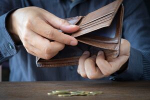 Boligudgifter driver andalusere ud i fattigdom